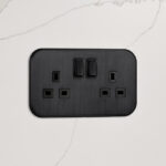 2G UK Plug Socket (13A) in Black